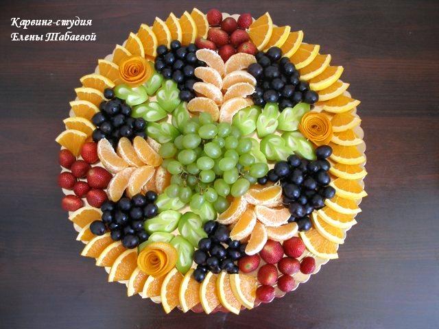 DIY-Festive-Fruit-Platter-for-Christmas-and-Holiday11.jpg