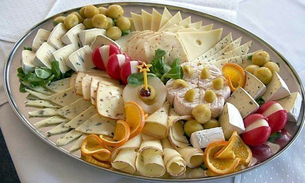 DIY-Festive-Fruit-Platter-for-Christmas-and-Holiday8.jpg