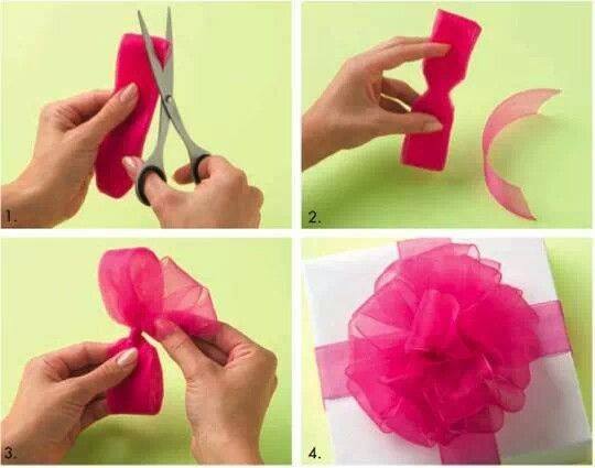 DIY Gift Topper DIY Tutorial16 - DIY Ribbon Bow Gift Topper Tutorial