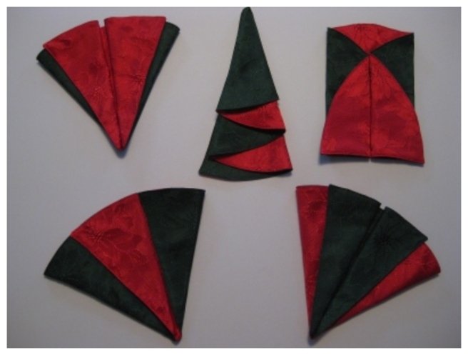 20 Best DIY Napkin Folding Tutorials for Christmas - Layered Christmas Tree Napkin folding