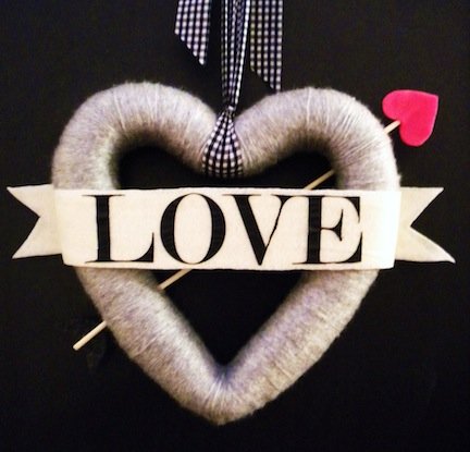 Best 40+ Fabulous Valentine’s Day Wreaths DIY Tutorials