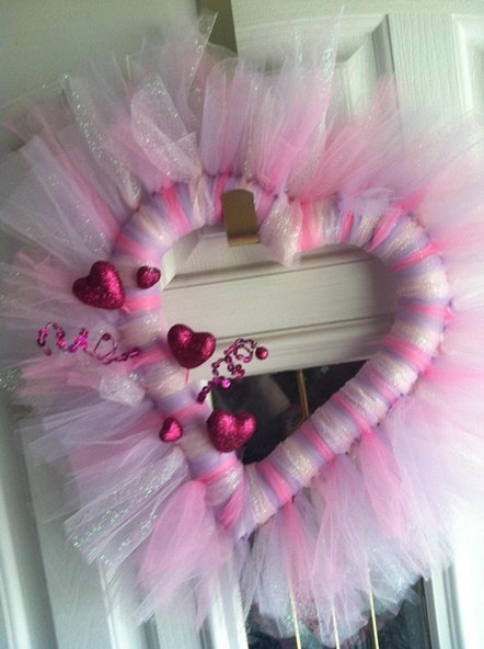 Best 40+ Fabulous Valentine’s Day Wreaths DIY Tutorials