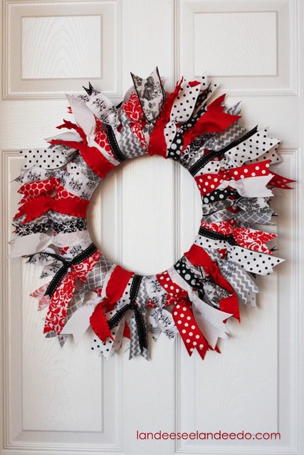 Best 40+ Fabulous Valentine’s Day Wreaths DIY Tutorials