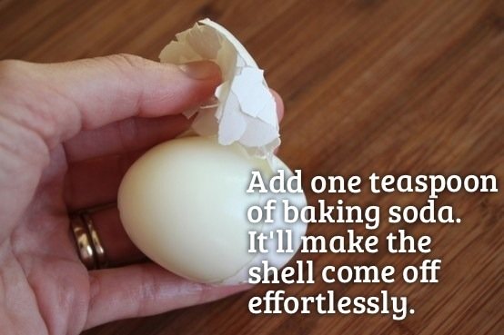 40 Kitchen Tips and Tricks - Add baking soda while boiling eggs