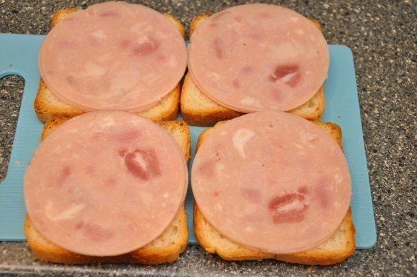 DIY Delicious sandwich as breakfast7