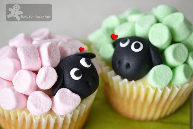 DIY Marshmallow Sheep Cupcakes3