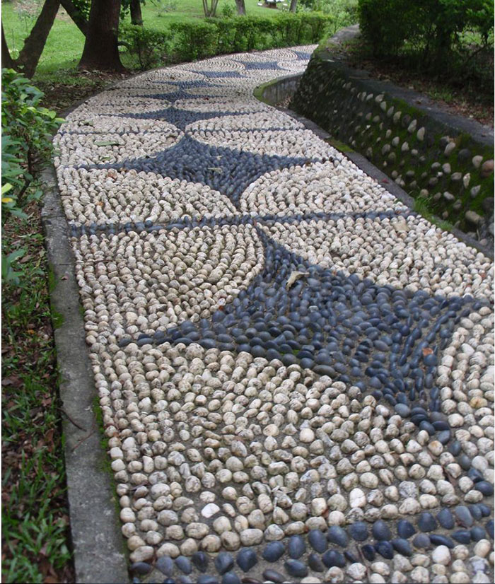 How to DIY Spiral Pebble Rock Mosaic Path Tutorial