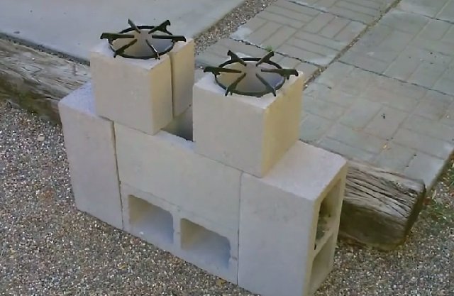 DIY Concrete Block Dual Burner Rocket Stove7