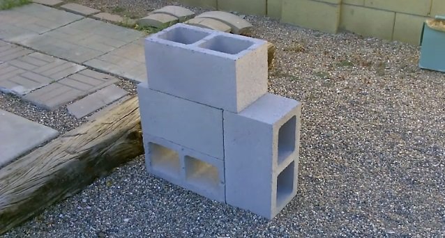 DIY Concrete Block Rocket Stove4