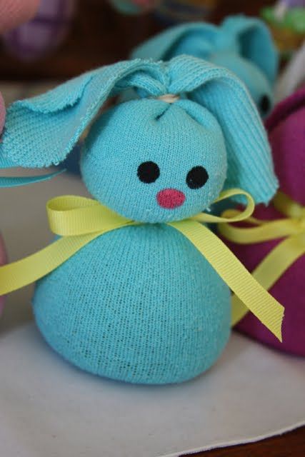 10+ Sew Sock Bunny DIY Tutorials Round Up - NO Sew Sock Bunny DIY Tutorial