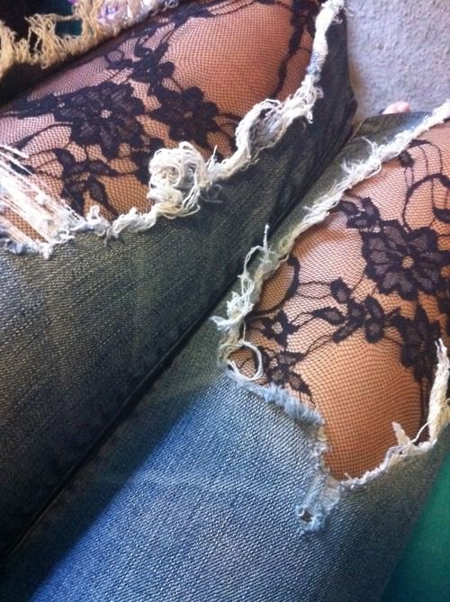20+ Fabulous DIY Ideas and Tutorials to Refashion Your Old Jeans - Lacey Jeans ﻿﻿D.I.Y Tutorial