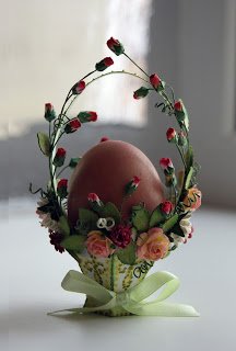 DIY Vintage Greeting Card Easter Egg Basket Tutorial