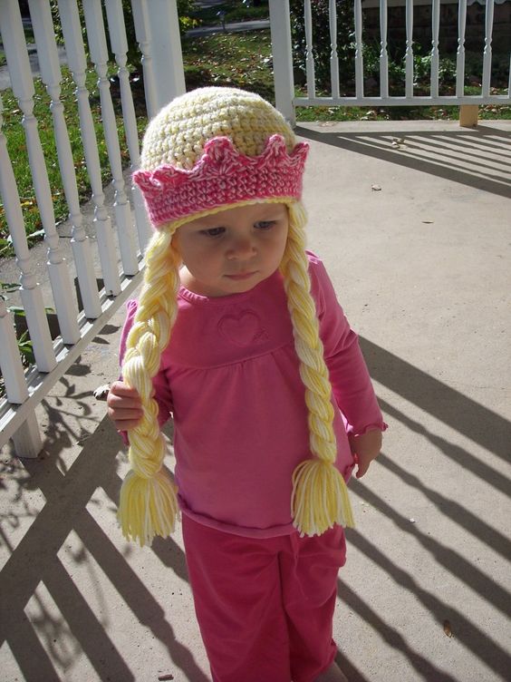 DIY Cute Princess Lace Crown Hat Free Pattern