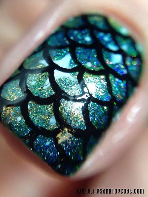 DIY Mermaid Nails Tutorials3