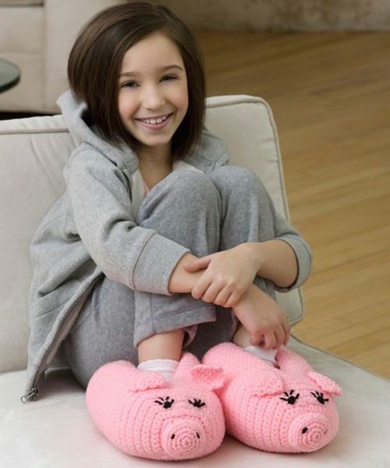 Crochet and Knit Animal Slippers Free Patterns - Crochet Pig Slippers Free Pattern