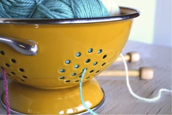 FabArtDIY Yarn holder Ideas and Projects2