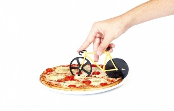 25+ Cool and Practical Kitchen Gadgets For Food Lovers.- Bicycle Pizza Cutter