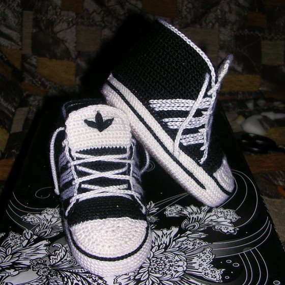 crochet adidas baby sneakers free pattern