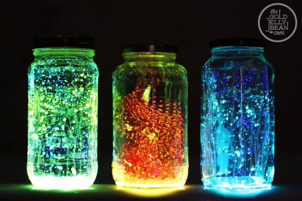 How to DIY Glow in the Dark Jars tutorials with video