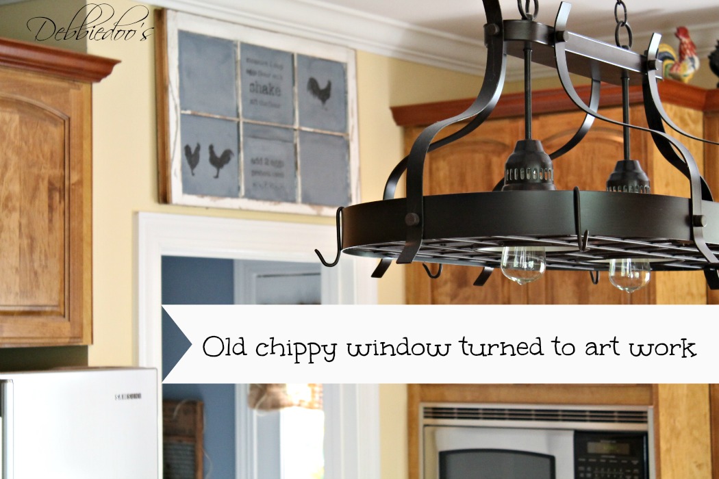 20 Fabulous Ways to Repurpose Old Windows -Turn Old Windows Into Wall Artwork