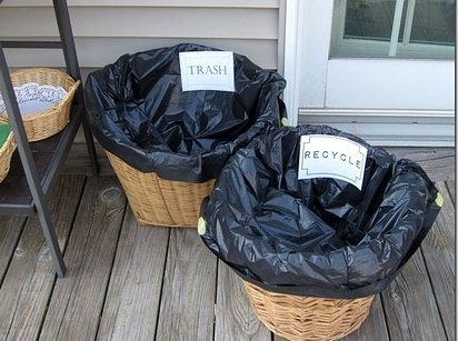 20 Outdoor Party Hacks You've Got To Try This Summer - trash arrangement