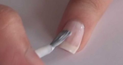 DIY Easy Peel Off Glue Base Coat Nails - video