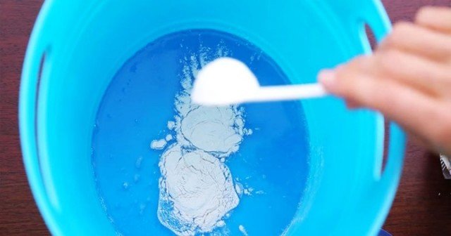 DIY How to Make Giant Bubbles tutorial - video included