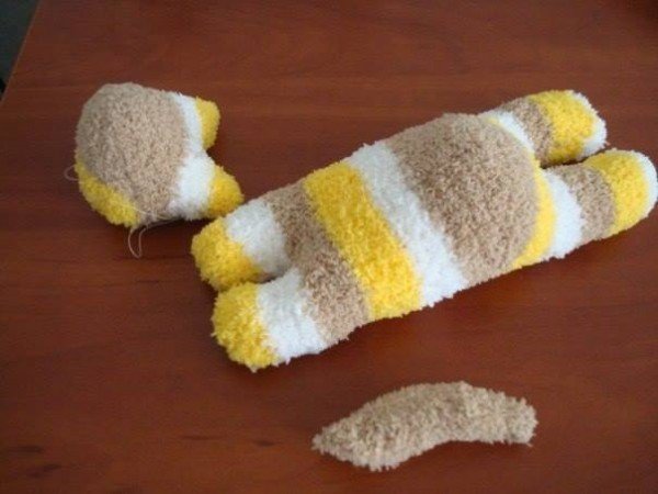 DIY Sock Kittens Tutorial - Free Pattern & Video