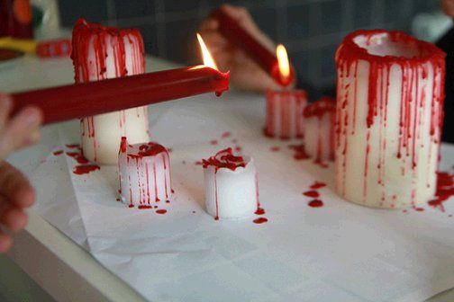 DIY bloody candles-40+ Easy to DIY Halloween Decorating Ideas