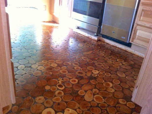 They Laid Wooden Discs On the Floor! The Result? An Incredible Makeover