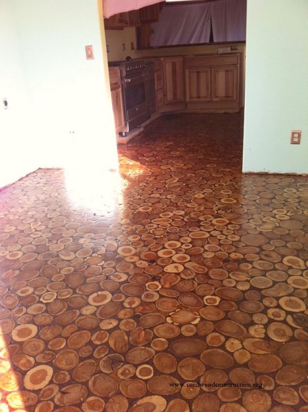 They Laid Wooden Discs On the Floor! The Result An Incredible Makeover