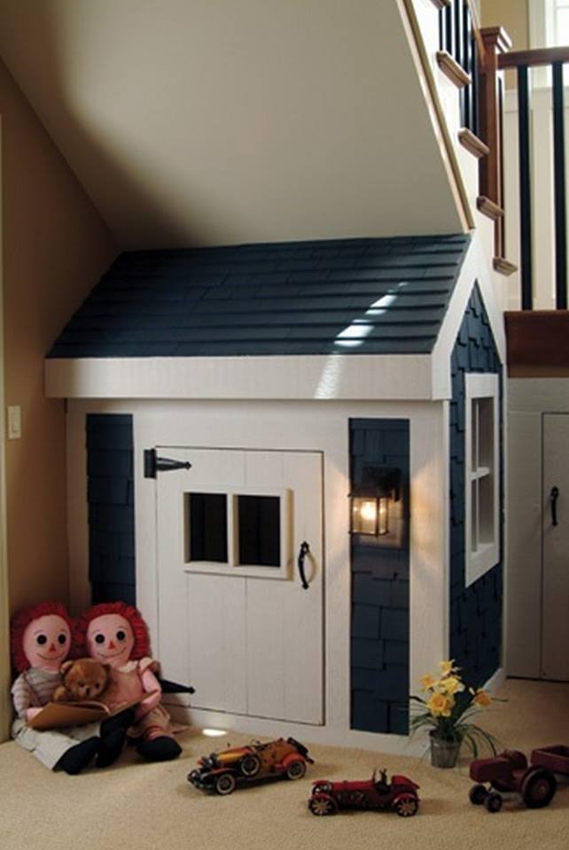 10 Incredible Kids Under Stair Playhouse DIY Ideas and tutorial