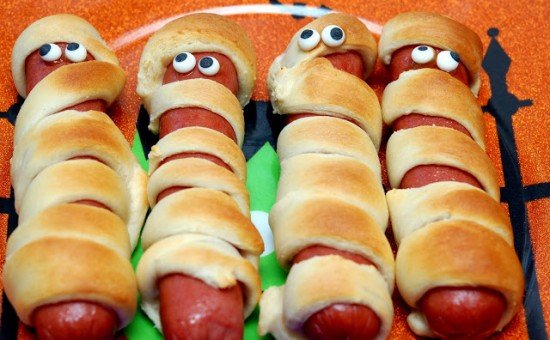 30+ Healthy Halloween Snacks Recipes for Party-Hot Dog Mummies