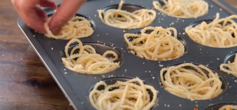 How to Make Spaghetti and Meatballs Muffin Bites