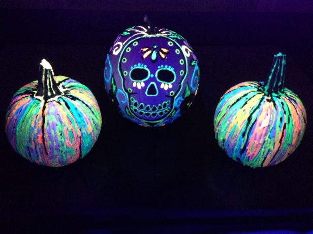 DIY Glow In The Dark Skull Pumpkin Tutorial for Halloween Decoration