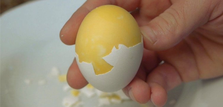 How to Scramble Eggs Inside Their Shells