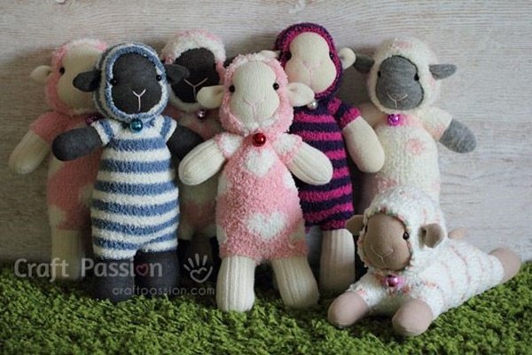 20 Adorable Sock Toys DIY Tutorials You Will Love to Make