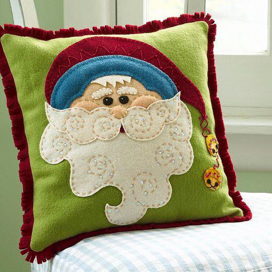 Christmas Craft: DIY Santa Claus Pillow Sewing Free Pattern