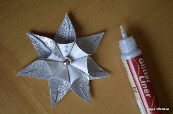 How to DIY Kanzashi Star Flower Christmas Ornament 