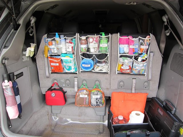 12 Brilliant Hacks To Keep Your Car Organized and Clean-Use Shower Caddy