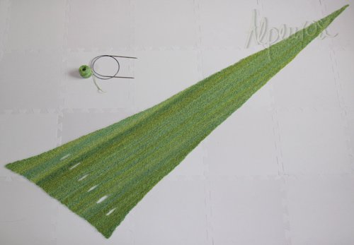 DIY Knit Slot Scarf-Knit Arrow Caterpillar Scarf (Free Pattern)