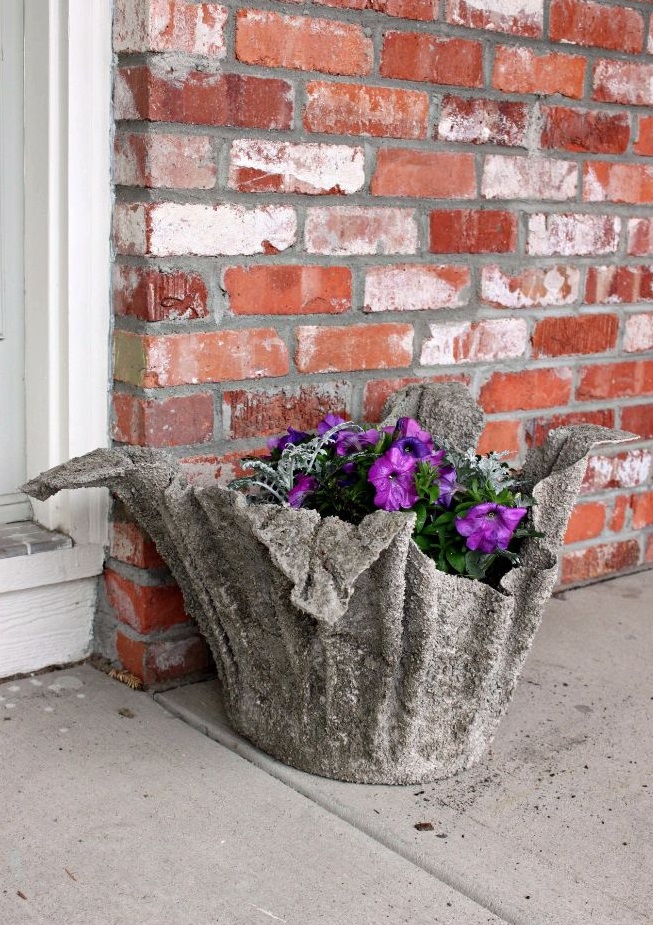 DIY Concrete Towel Planter (Video)