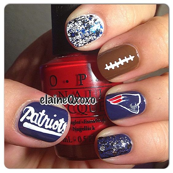 Super Bowl Nail Art Design09