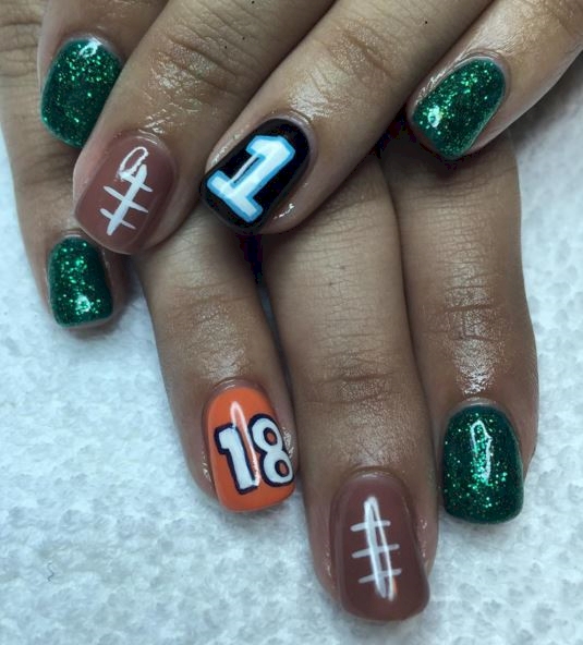 Super Bowl Nail Art Design