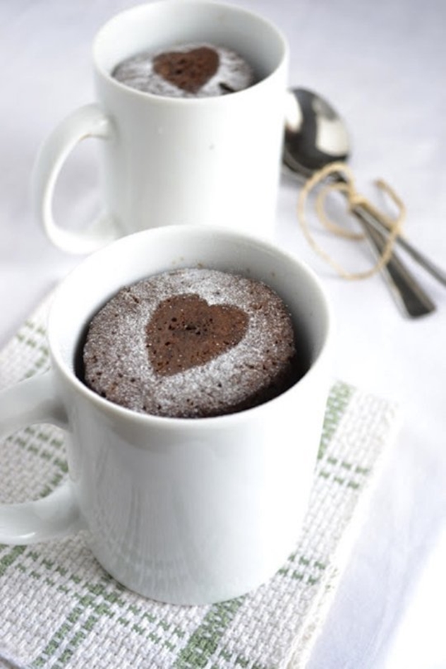 20 DIY Mug Cakes Recipes to Start Your Day