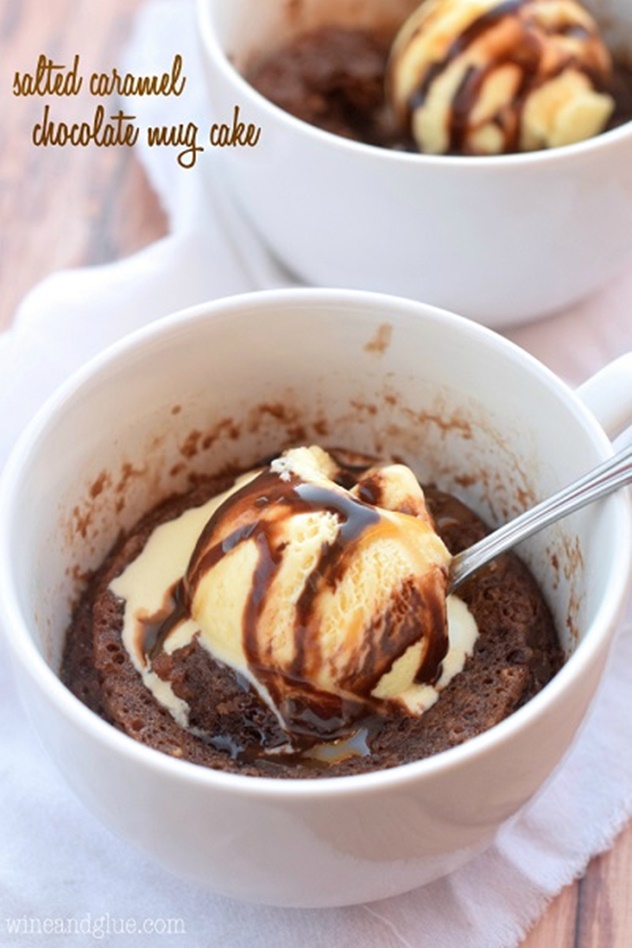 20 DIY Mug Cakes Recipes to Start Your Day-Salted Caramel Chocolate Mug Cake