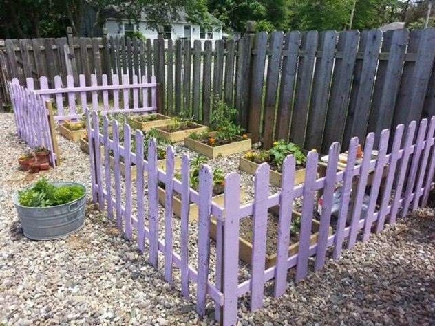 DIY Wood Pallet Fence Projects video tutorial
