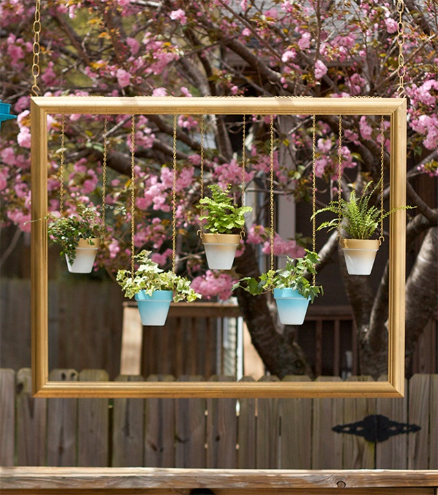 DIY Picture Frame Hanging Planter Tutorial