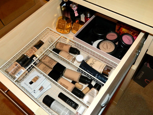 Cosmetic Makeup Organizer-Alternative Uses of Cutlery Tray 12