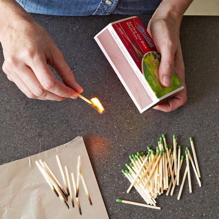 Amazing Burnt Matchsticks Star Wall Art DIY Tutorial